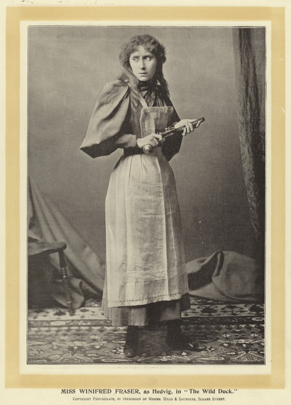 Miss Winifred Fraser, Hedvig szerepében, A vadkacsában alkotó: English Photographer