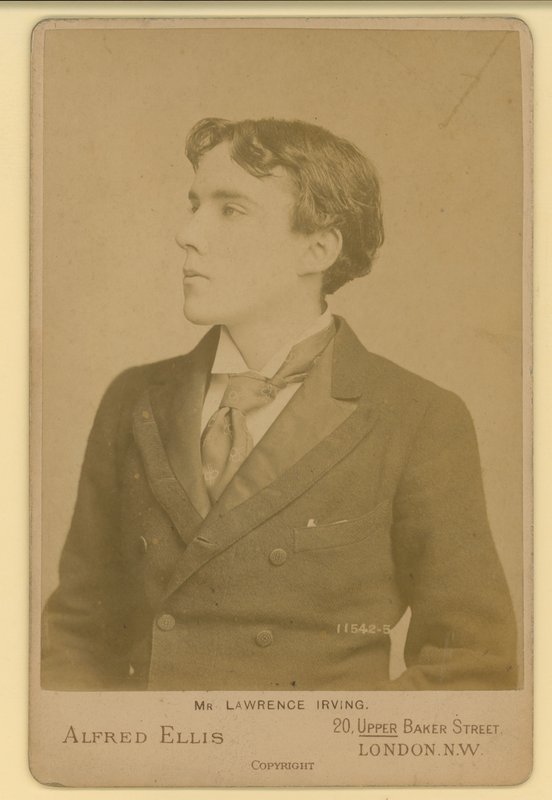 Lawrence Irving, drámaíró alkotó: English Photographer