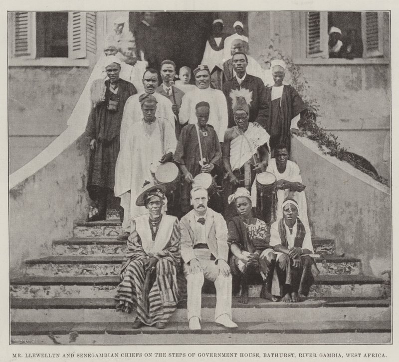 Llewellyn úr és a szenegambiai vezetők a kormányház lépcsőjén, Bathurst, Gambia folyó, Nyugat-Afrika alkotó: English Photographer