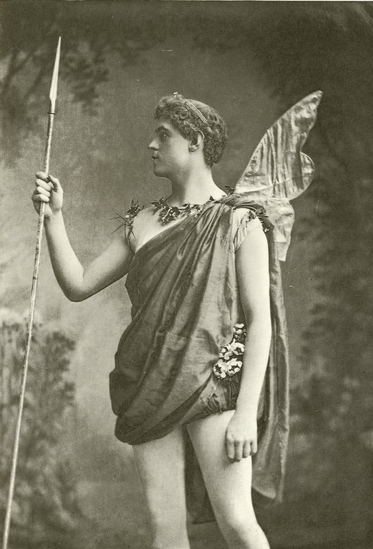 Otto Stuart, mint Oberon (mélynyomás) alkotó: English Photographer