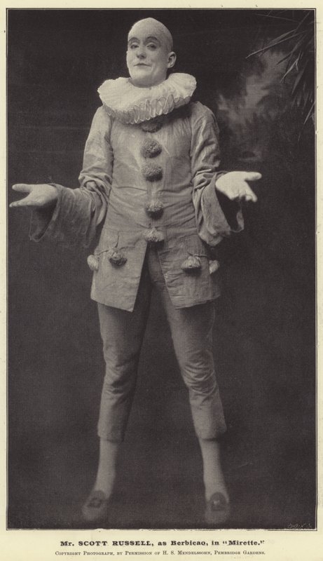 Mr Scott Russell, mint Berbicao, a Mirette-ben alkotó: English Photographer