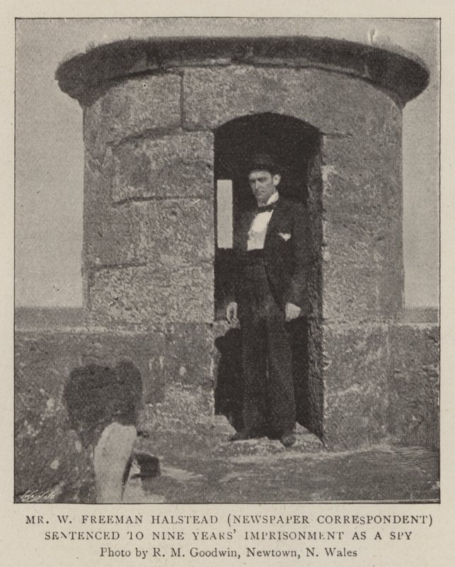 W Freeman Halstead urat (újság tudósítója) kilenc év börtönbüntetésre ítélték kémként alkotó: English Photographer