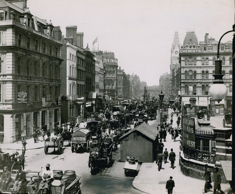 New Bridge Street, London alkotó: English Photographer