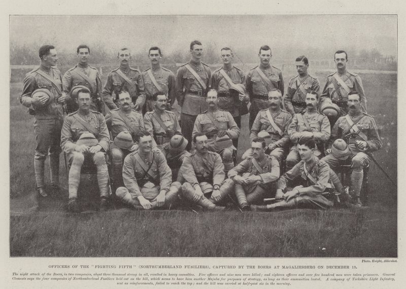 A Harc Ötödik (Northumberland Fusiliers) tisztjei, akiket a búr fogságba esett Magaliesbergben december 13-án alkotó: English Photographer