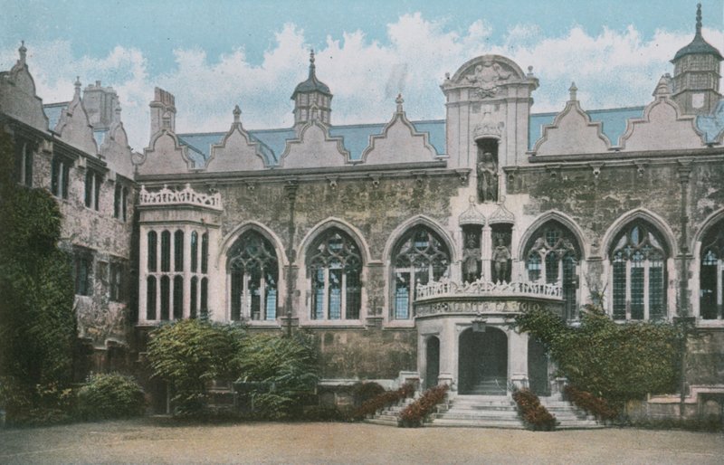 Oriel College alkotó: English Photographer