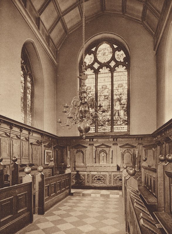 Oxford: College, The Chapel (fekete-fehér fotó) alkotó: English Photographer