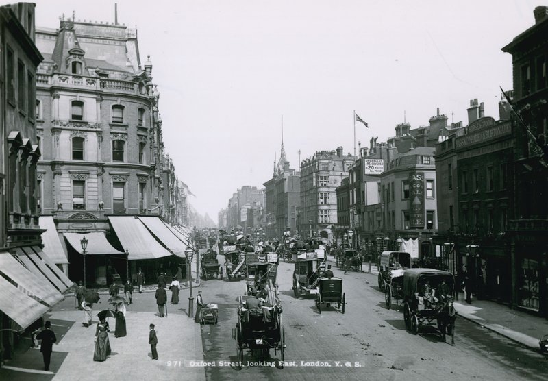 Oxford Street, London, kelet felé néz alkotó: English Photographer