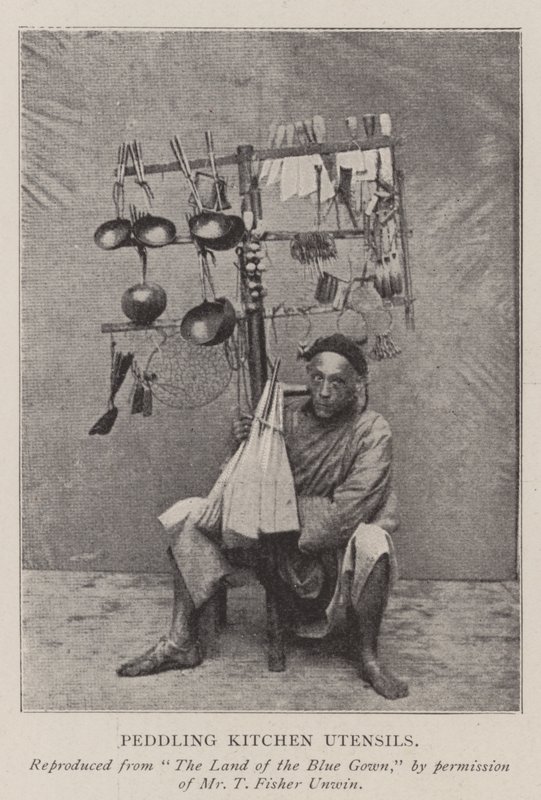 Konyhai eszközök árusítása alkotó: English Photographer