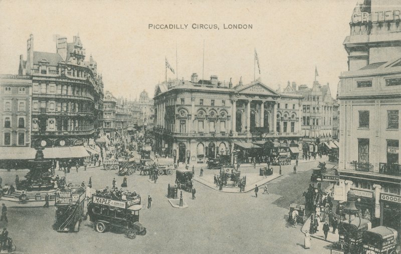 Piccadilly Circus, London alkotó: English Photographer