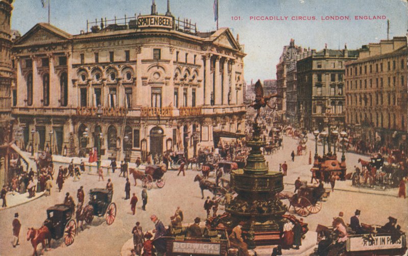 Piccadilly Circus, London alkotó: English Photographer