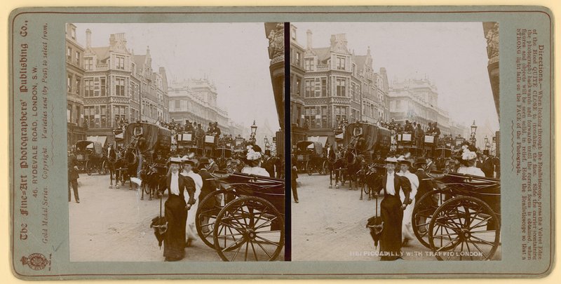 Piccadilly, London alkotó: English Photographer