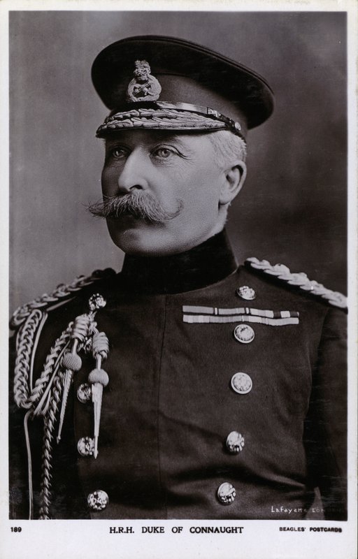 Arthur herceg, Connaught hercege, Viktória királynő és Albert herceg harmadik fia (f/w fotó) alkotó: English Photographer