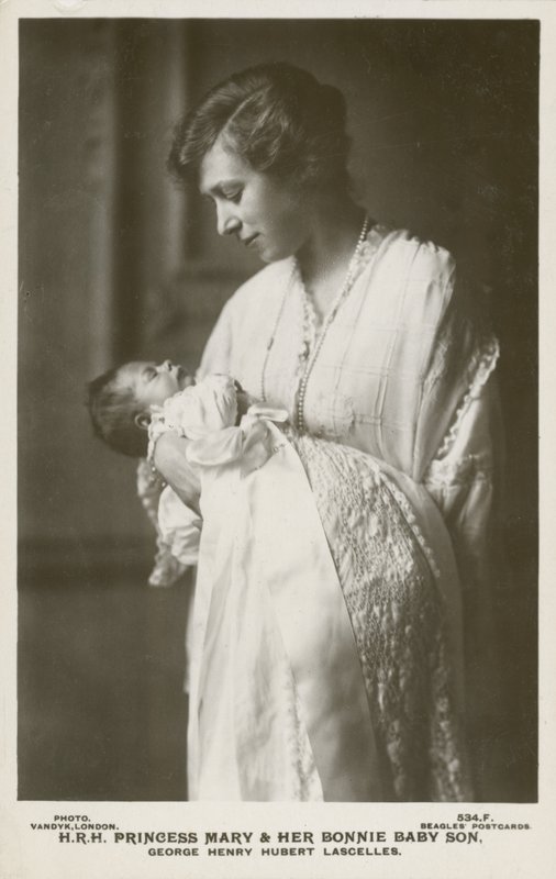 Mária hercegnő, Lascelles vikomtné legidősebb fiával, Györggyel alkotó: English Photographer