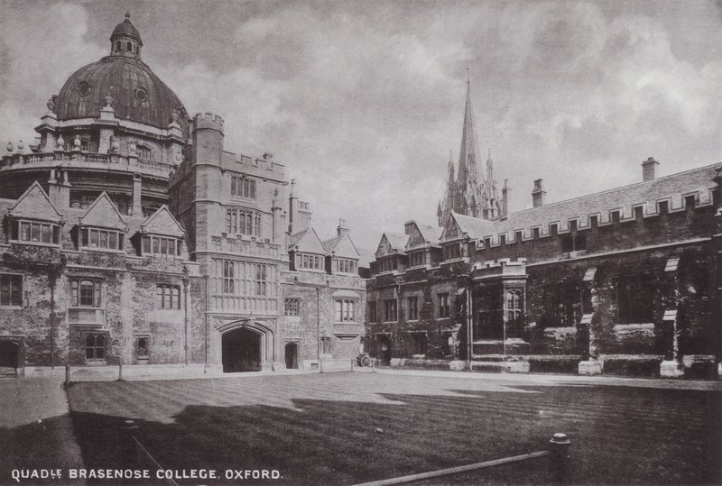 Quadrangle Brasenose College, Oxford alkotó: English Photographer