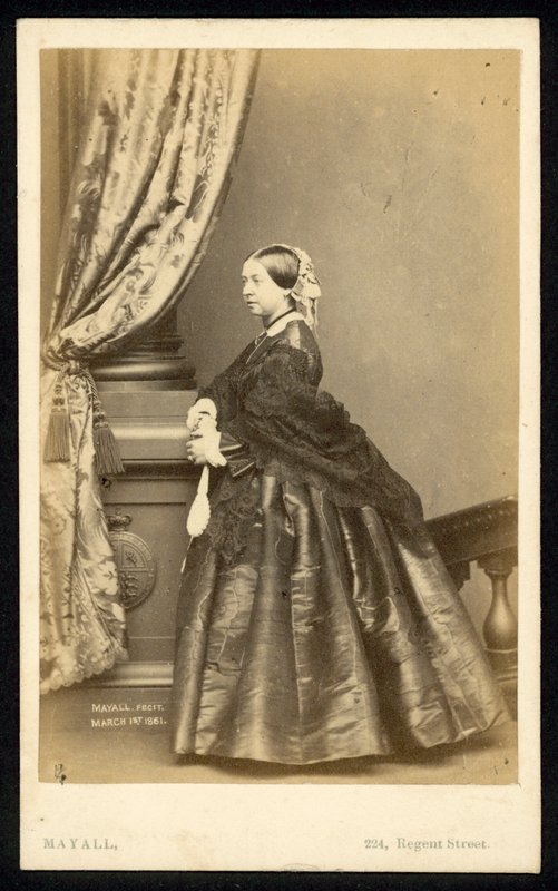 Viktória királynő alkotó: English Photographer