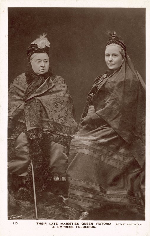 Viktória királynő, Frigyes császárné alkotó: English Photographer