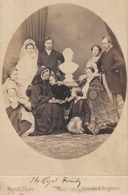 Viktória királynő és Albert herceg alkotó: English Photographer