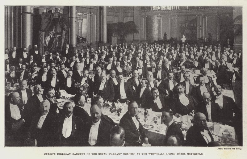 Queens születésnapi bankett a királyi parancs birtokosainak a Whitehall Roomsban, a Hotel Metropole-ban alkotó: English Photographer