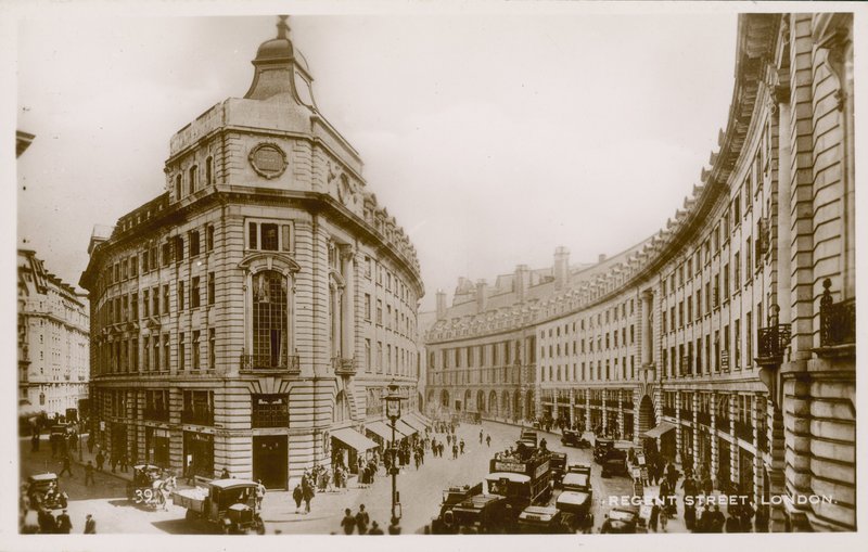 Regent Street, London alkotó: English Photographer