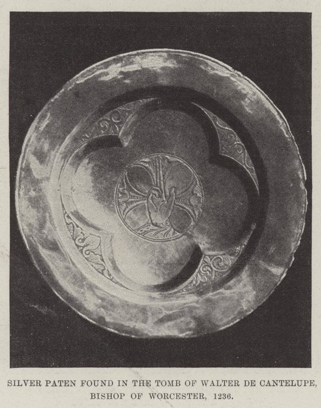 Ezüst Patent találtak Walter de Cantelupe worcesteri püspök sírjában, 1236 alkotó: English Photographer