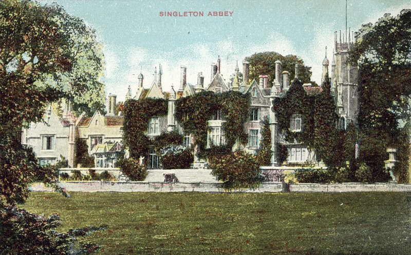 Singleton Abbey (színes fotó) alkotó: English Photographer