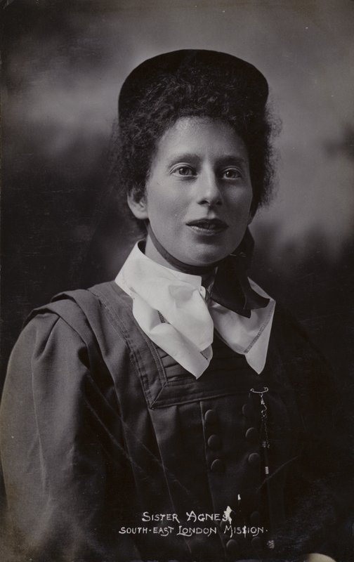 Ágnes nőtestvér, Délkelet-Londoni Misszió alkotó: English Photographer