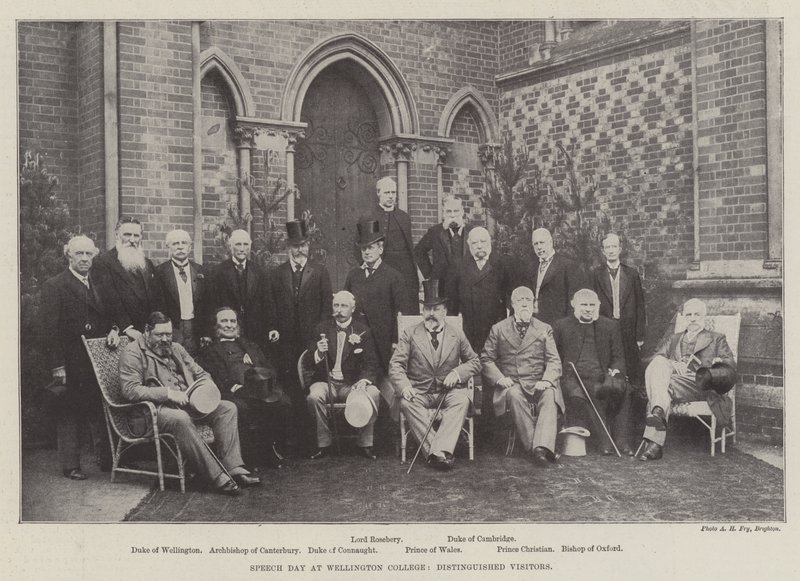 Beszédnap a Wellington College-ban, Tisztelt Látogatók alkotó: English Photographer