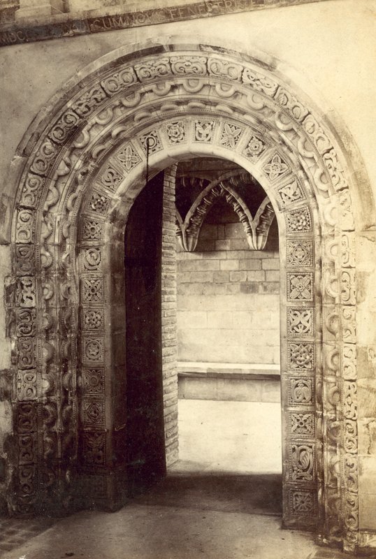 St Albans Abbey, Norman Door (f/w fotó) alkotó: English Photographer