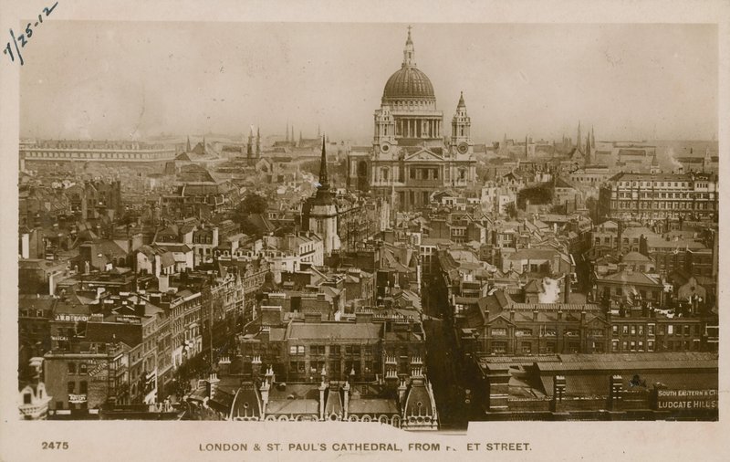 St Pauls Cathedral, London, a Fleet Street felől alkotó: English Photographer