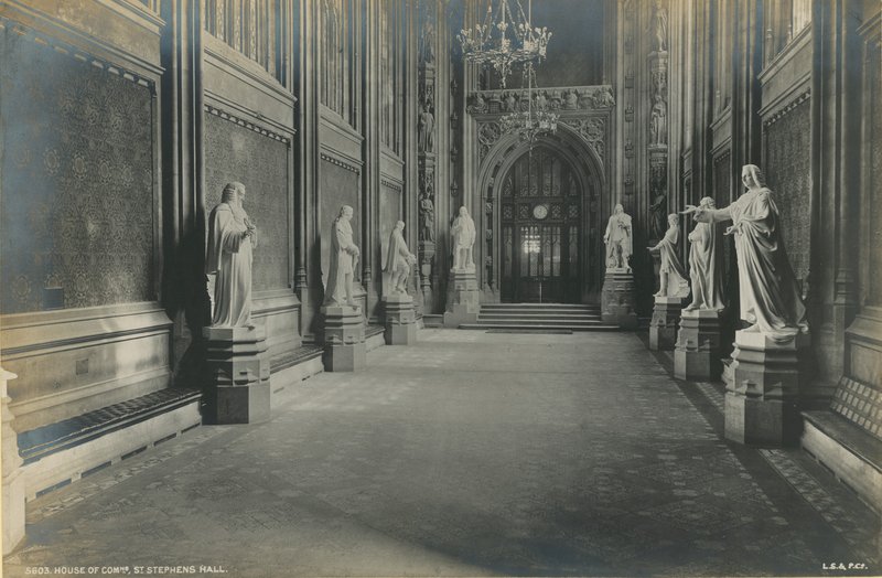 St Stephens Hall, alsóház alkotó: English Photographer