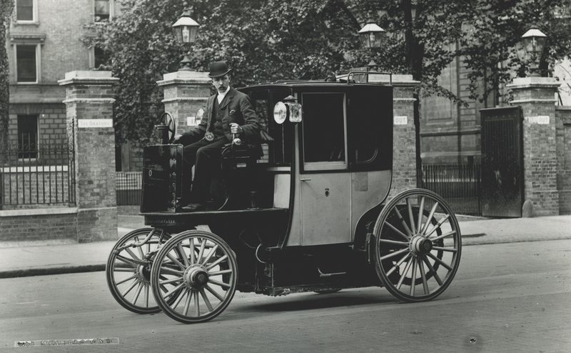 Taxi - elektromos, 1897-1900 alkotó: English Photographer