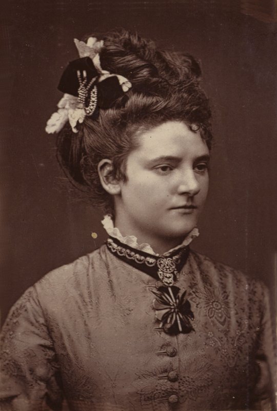 Teresa Furtado  alkotó: English Photographer