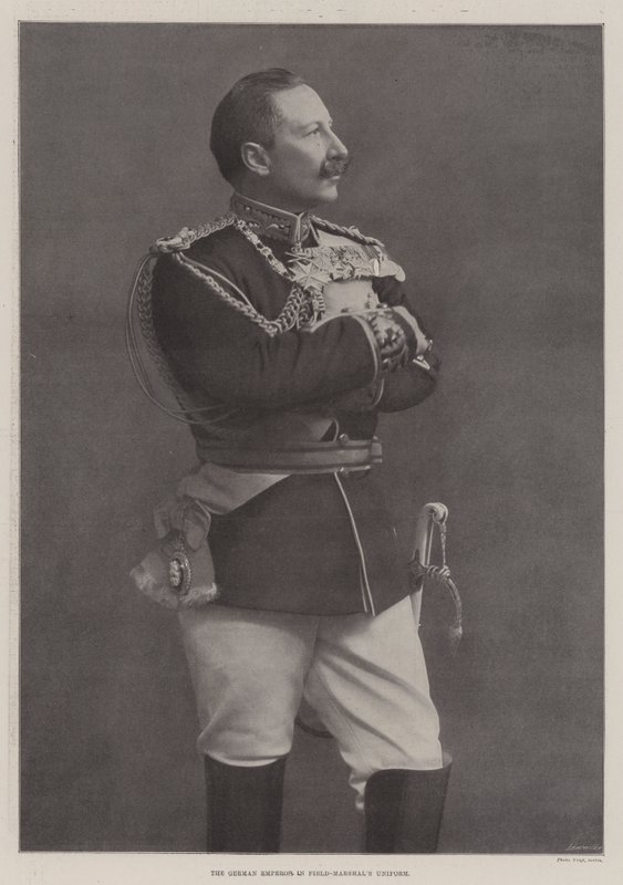 A német császár marsallok egyenruhájában alkotó: English Photographer