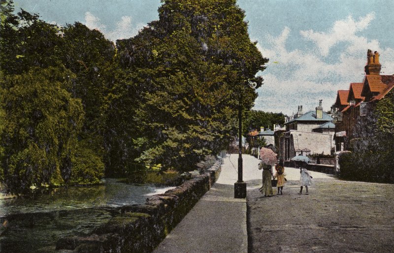 A tó, Bonchurch alkotó: English Photographer