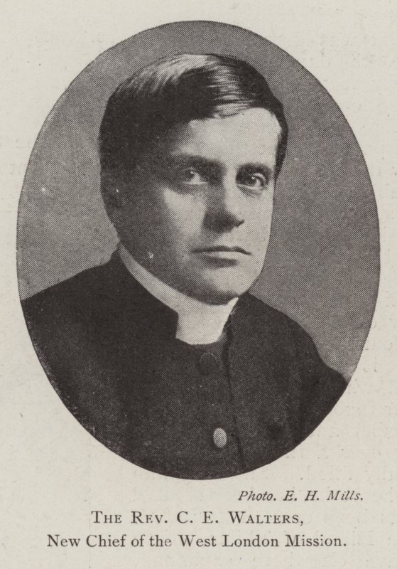 C E Walters tiszteletes, a Nyugat-Londoni Misszió új vezetője alkotó: English Photographer