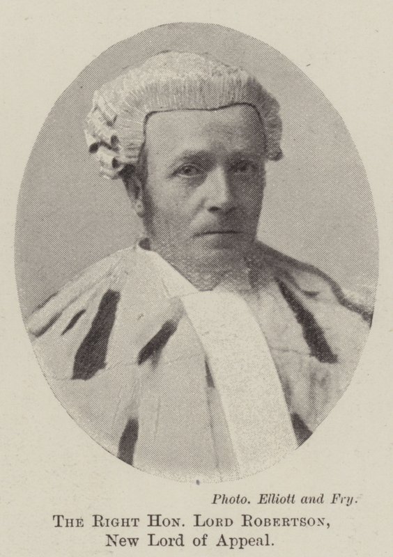 A helyes, tisztelt Lord Robertson, a fellebbezés új ura alkotó: English Photographer