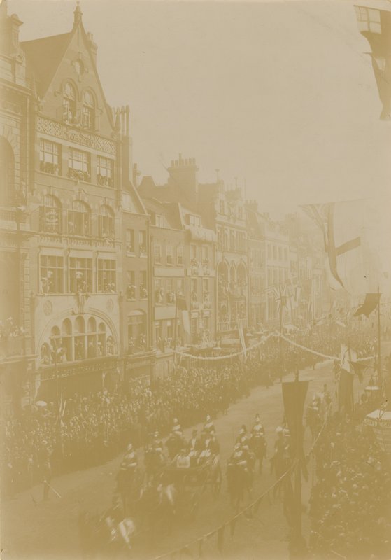 York hercegének királyi esküvői körmenete alkotó: English Photographer
