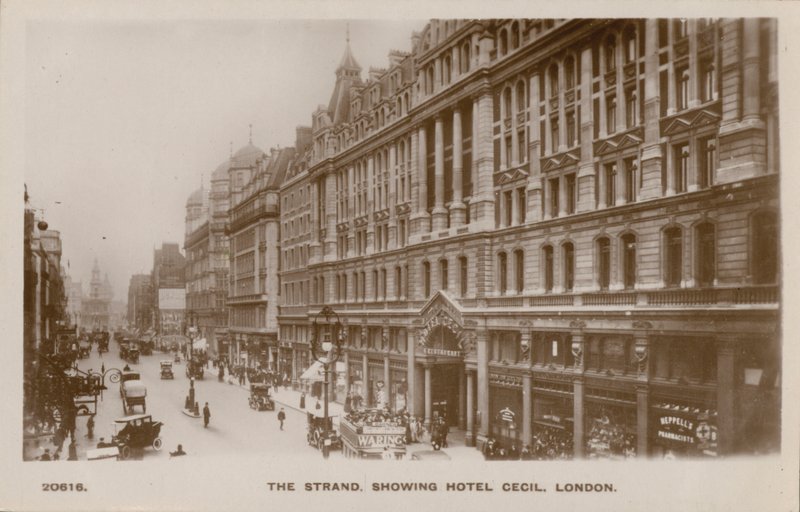 The Strand, Hotel Cecil, London (fekete-fehér fotó) alkotó: English Photographer