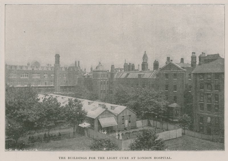 A London Hospital fénykúrájának épületei alkotó: English Photographer