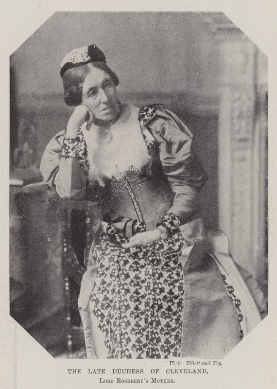 Cleveland néhai hercegnője, Lord Roseberys anyja alkotó: English Photographer