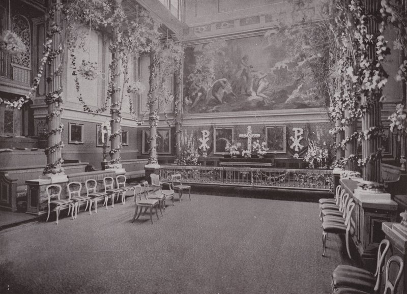 A néhai Viktória királynő magánkápolna, a Buckingham-palota alkotó: English Photographer