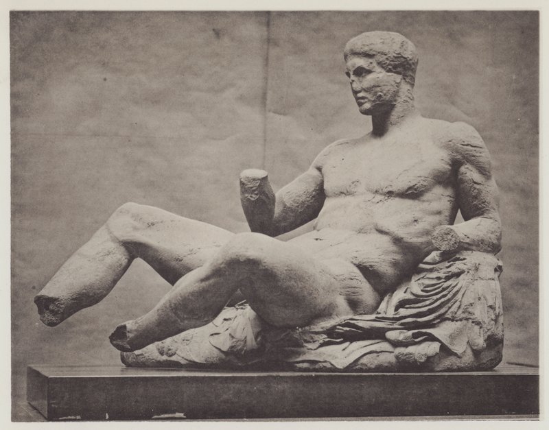 Theseus (fekete-fehér fotó) alkotó: English Photographer