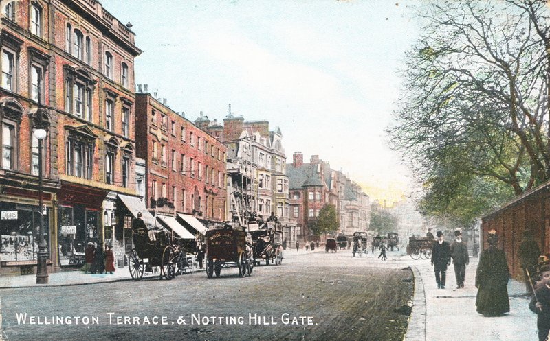 Wellington Terrace és Notting Hill Gate (színes fotó) alkotó: English Photographer