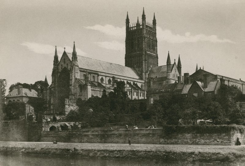 Worcesteri katedrális, délnyugat felől alkotó: English Photographer