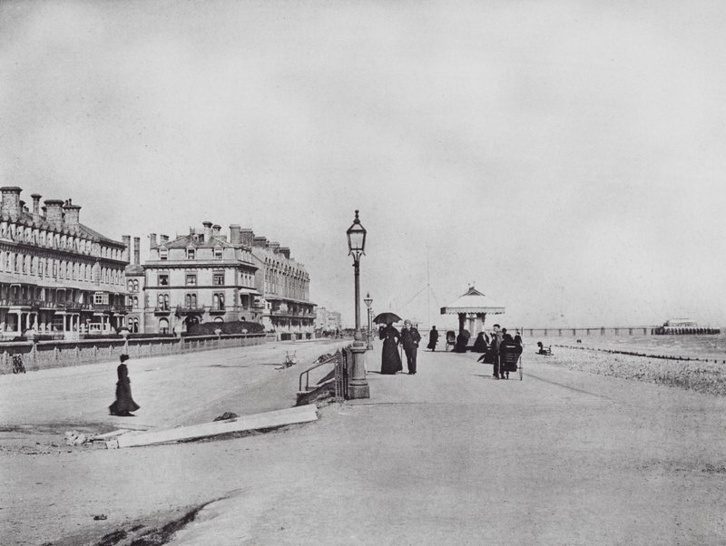 Érdemes: Heene Terrace (f/w fotó) alkotó: English Photographer