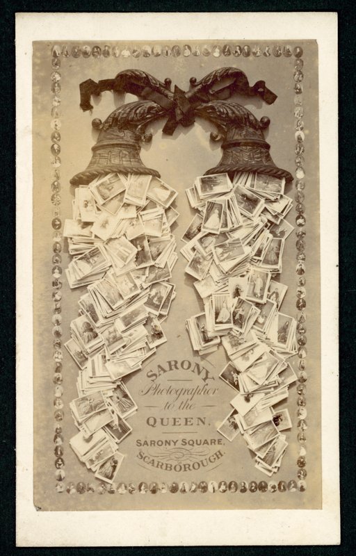 Hirdetés Saronynak, a királynő fotósának, Scarborough, Yorkshire (litho) alkotó: English School