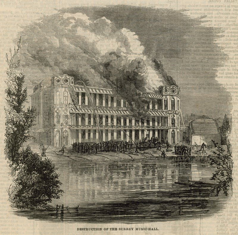 A Surrey Music Hall lerombolása alkotó: English School