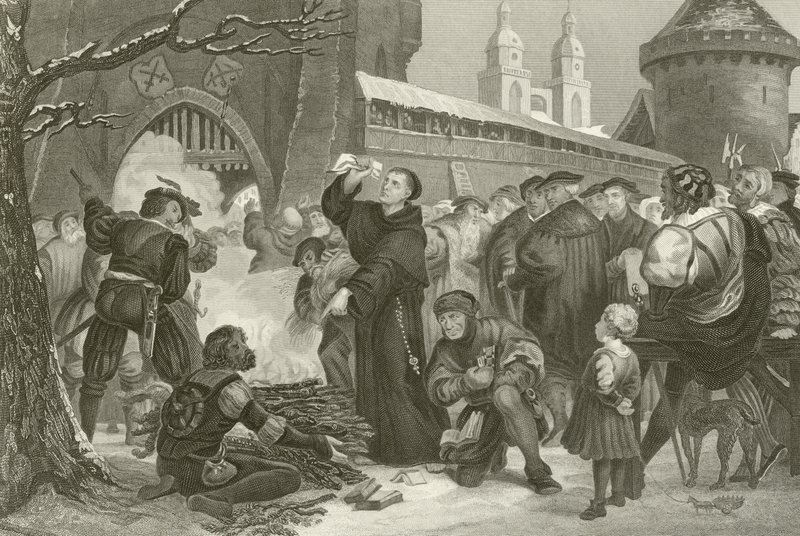 Luther Márton elégette a pápai bullát alkotó: English School