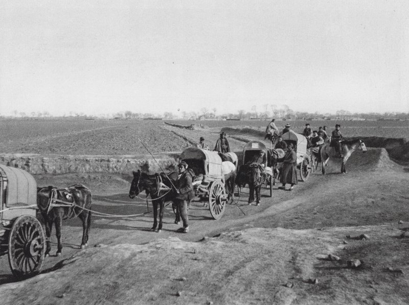 Chihli, észak-kínai utazó kocsik a pekingi síkságon (fekete-fehér fotó) alkotó: Ernst Boerschmann