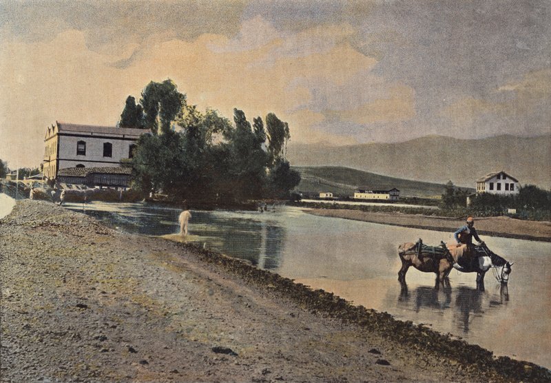 Öntöző hely a Vardaron alkotó: European Photographer